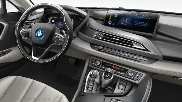 Salpicadero BMW i8 2014