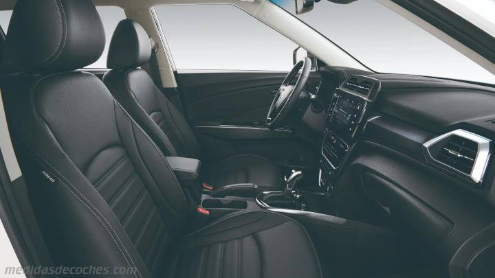 Interior KGM Tívoli Grand 2024