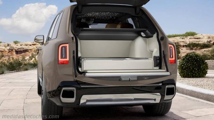 Maletero Rolls-Royce Cullinan 2025