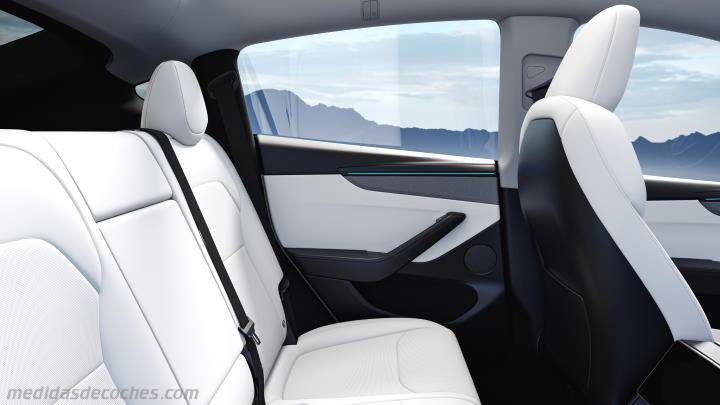 Interior Tesla Model Y 2025